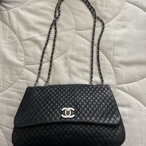 Chanel Black Quilted Shoulder Bag with Silver Accents